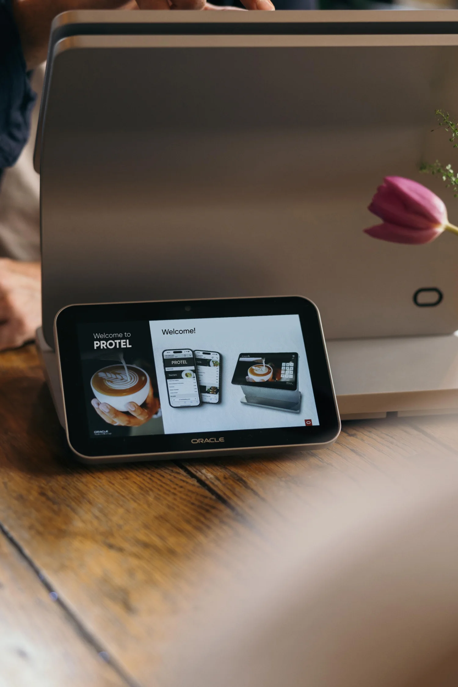 High-performance and durable restaurant hardware products